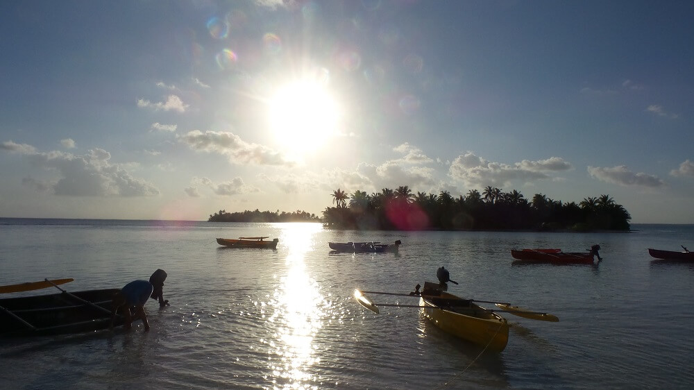 Cocos - canoe sunset